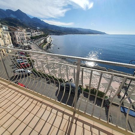 Il Molo Camere Per Vacanze Diamante Exterior photo